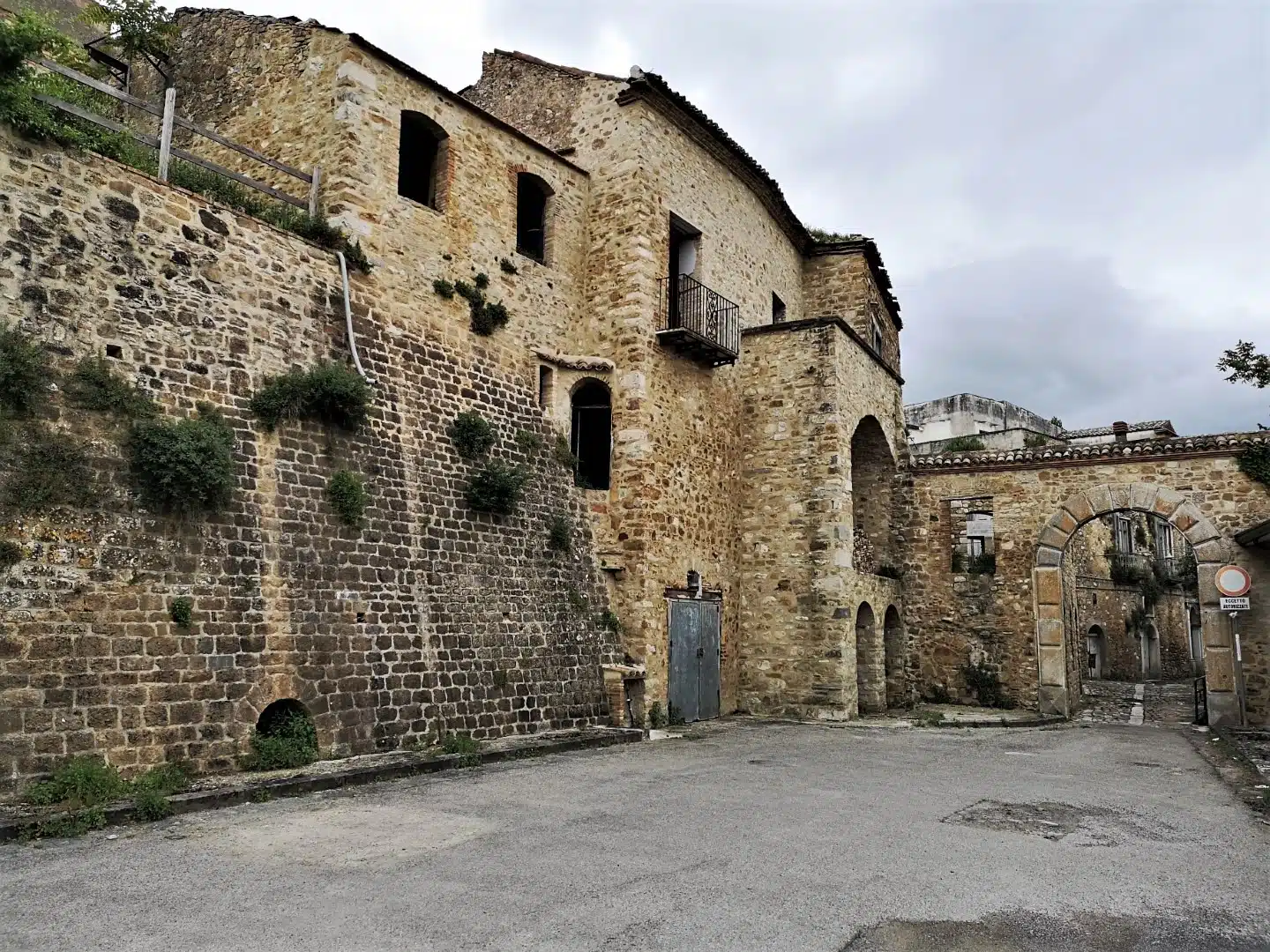 cof Panorama di Paduli con vista sulla valle beneventana