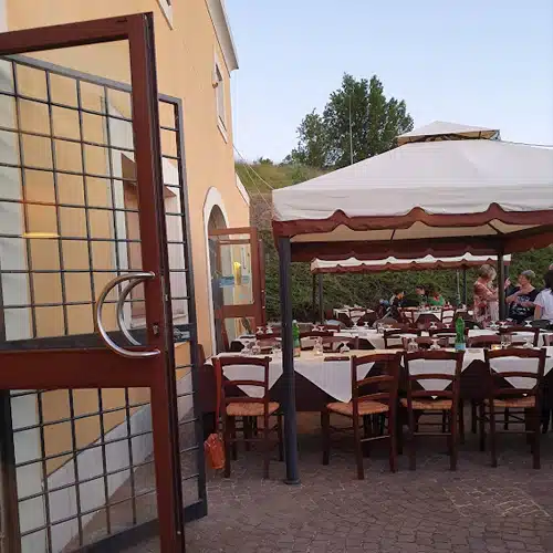 all-ombra-del-castello